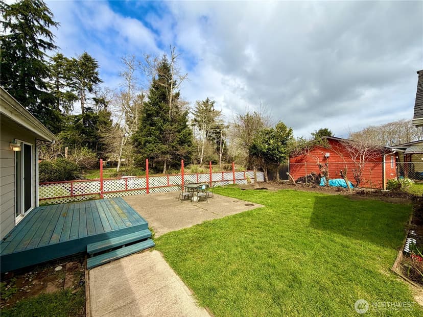 Property photo for 620 Chenois Avenue NE, Ocean Shores photo 27