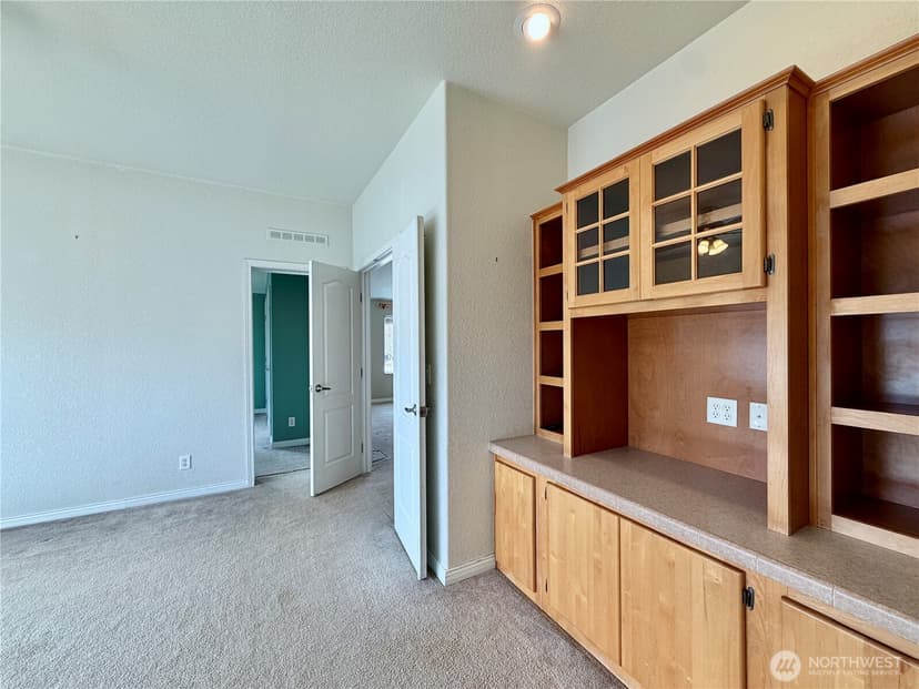 Property photo for 620 Chenois Avenue NE, Ocean Shores photo 23