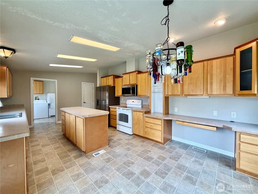 Property photo for 620 Chenois Avenue NE, Ocean Shores photo 9