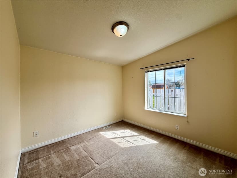 Property photo for 620 Chenois Avenue NE, Ocean Shores photo 21