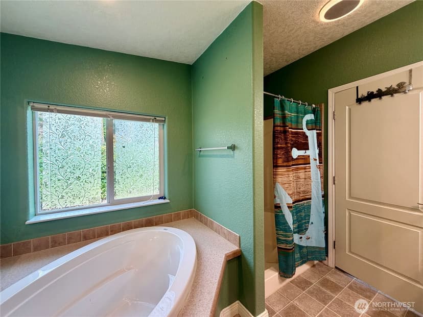 Property photo for 620 Chenois Avenue NE, Ocean Shores photo 15