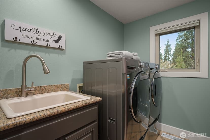 Property photo for 7909 154th Drive NE, Lake Stevens photo 16