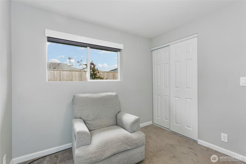 Property photo for 24532 35th Place S, Kent photo 18