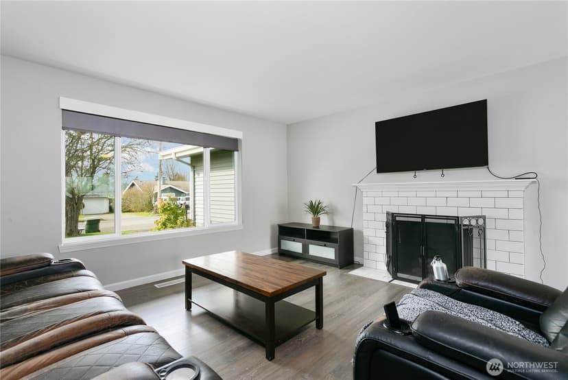 Property photo for 24532 35th Place S, Kent photo 6