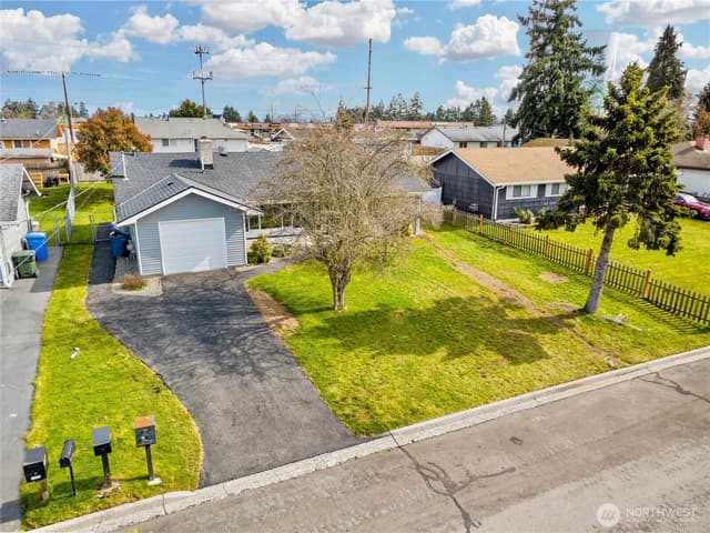 Property photo for 24532 35th Place S, Kent photo 3