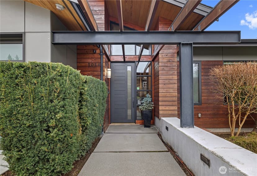 Property photo for 1014 Belfair Road, Bellevue