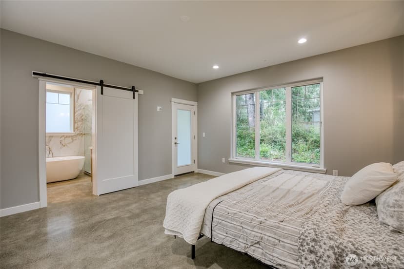 Property photo for 737 Wakina Loop SE, Ocean Shores photo 19