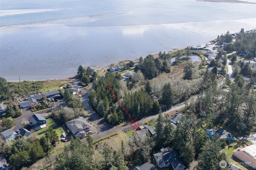 Property photo for 737 Wakina Loop SE, Ocean Shores photo 36