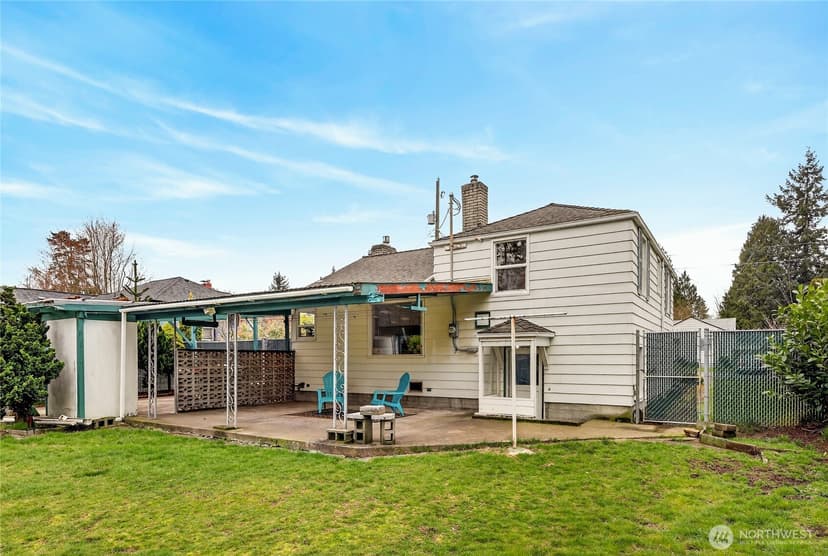 Property photo for 10016 13th Avenue NW, Seattle photo 24