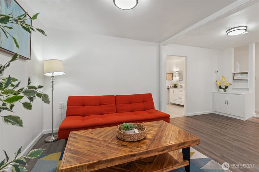 Property photo for 13324 30th Avenue NE, Seattle photo 25