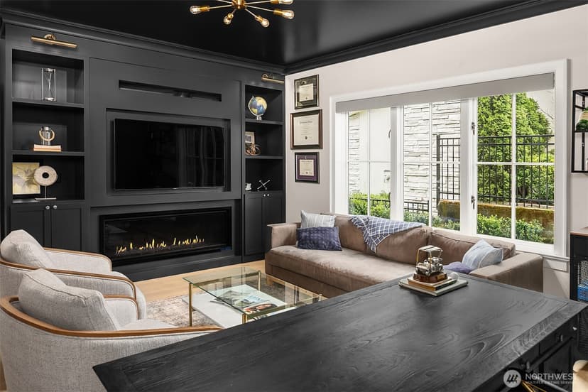 Property photo for 5721 65th Avenue NE, Seattle photo 17
