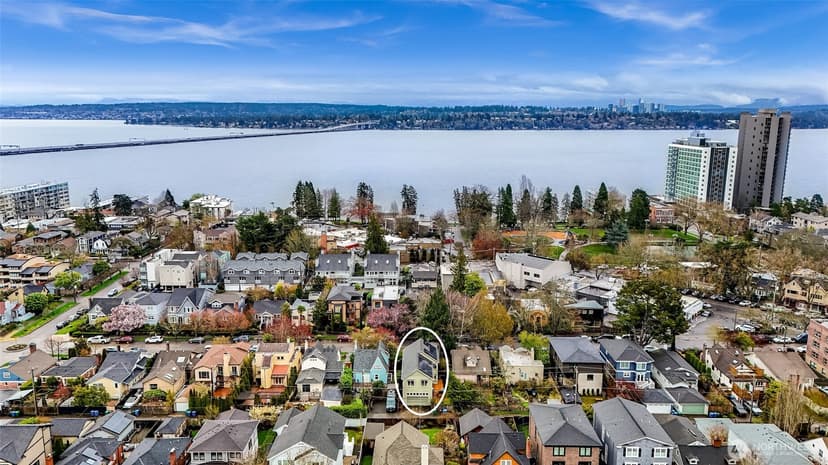 Property photo for 1843 41st Avenue E, Seattle photo 4