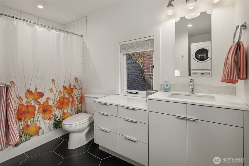 Property photo for 803 E Prospect Street, Seattle photo 27