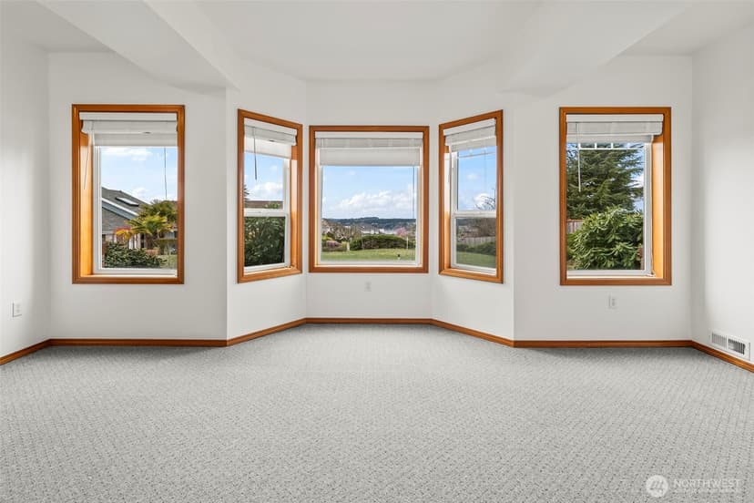 Property photo for 928 N Heatherwood W, Tacoma photo 24