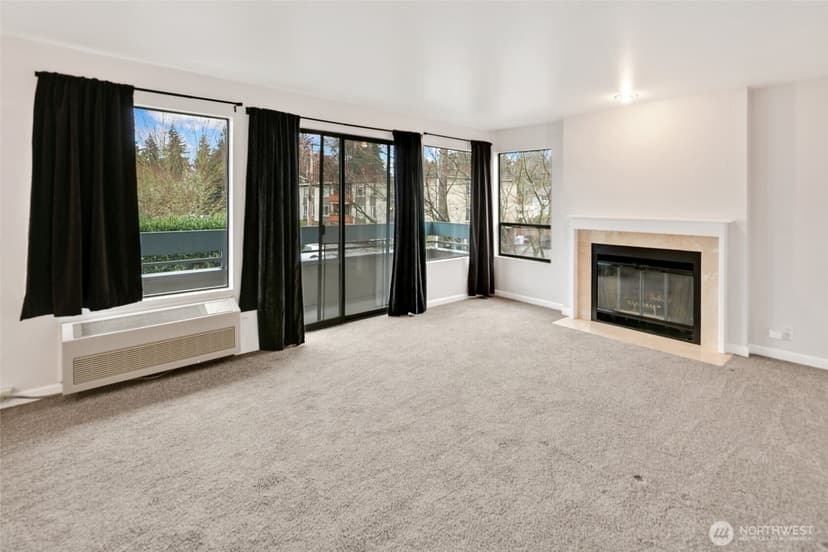 Property photo for 12300 33rd Avenue NE #202, Seattle photo 3