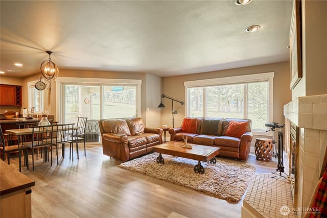 Property photo for 20795 Kahler Drive #H1, Leavenworth photo 2