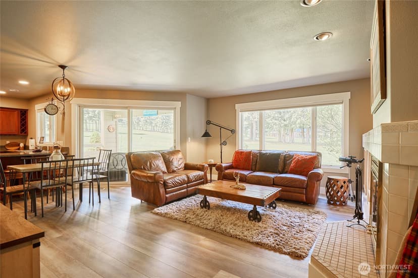 Property photo for 20795 Kahler Drive #H1, Leavenworth photo 2