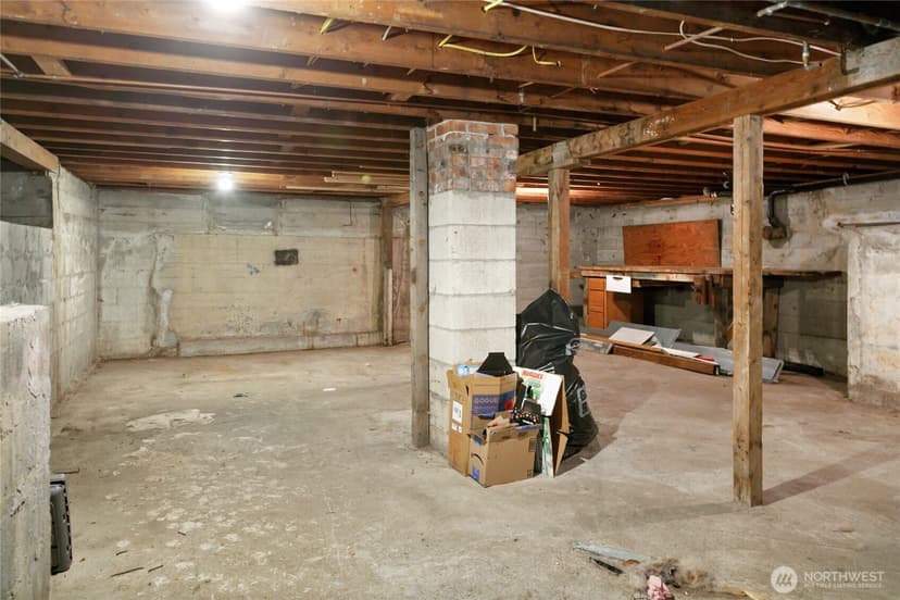 Property photo for 3704 W Arsenal Way, Bremerton photo 27