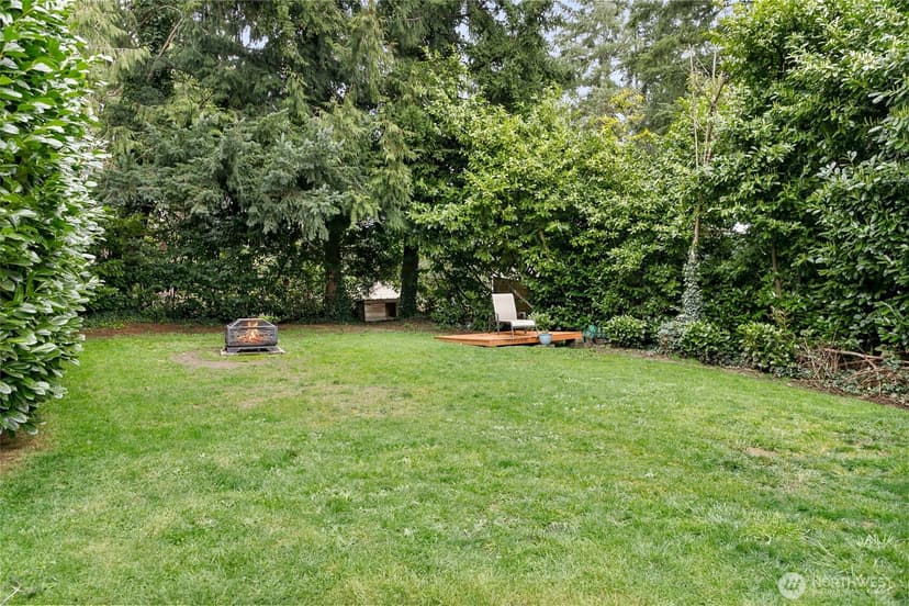 Property photo for 3704 W Arsenal Way, Bremerton photo 30