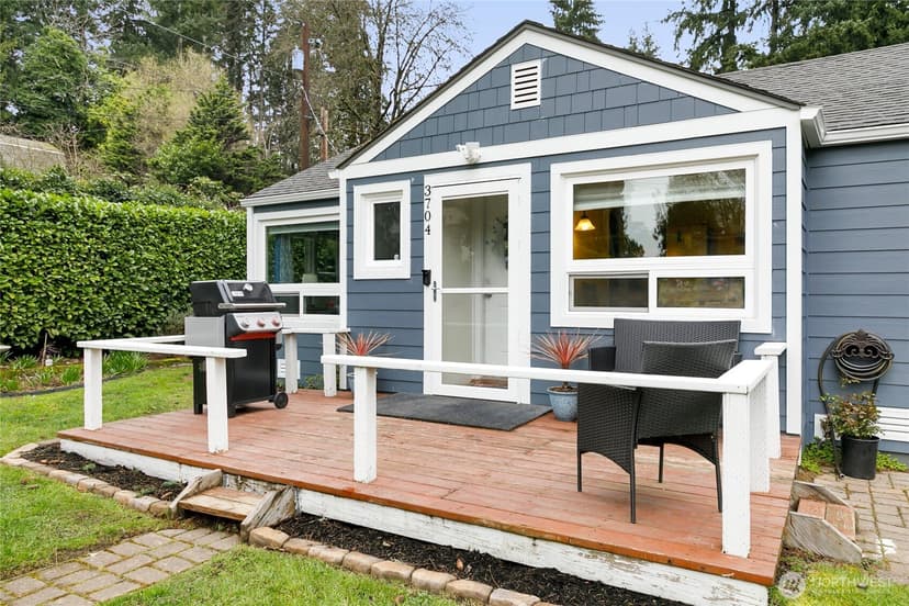 Property photo for 3704 W Arsenal Way, Bremerton photo 37