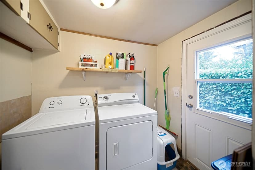 Property photo for 3704 W Arsenal Way, Bremerton photo 26