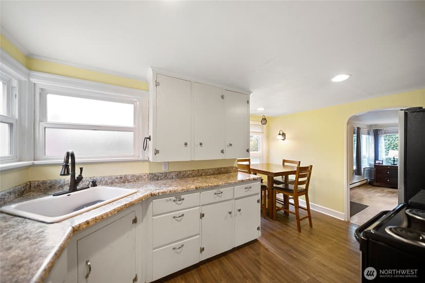 Property photo for 3704 W Arsenal Way, Bremerton photo 13