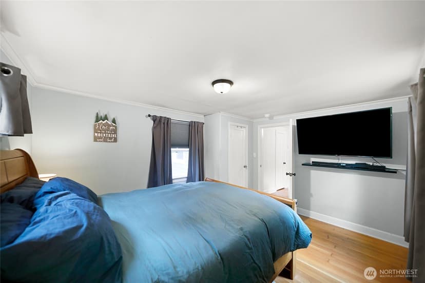 Property photo for 3704 W Arsenal Way, Bremerton photo 19