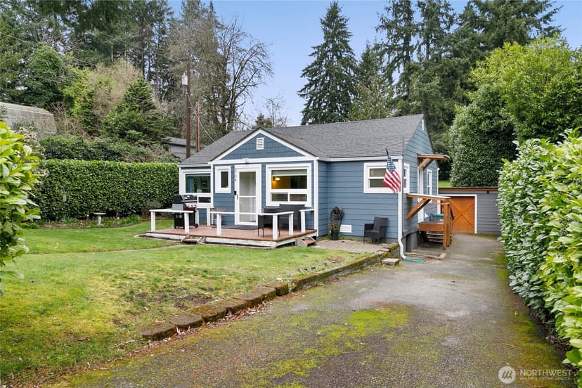 Property photo for 3704 W Arsenal Way, Bremerton photo 2