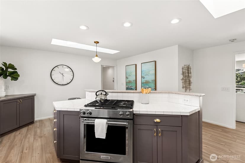Property photo for 1473 Evergreen Place, Fircrest photo 12