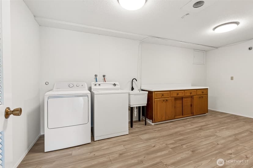 Property photo for 1473 Evergreen Place, Fircrest photo 28