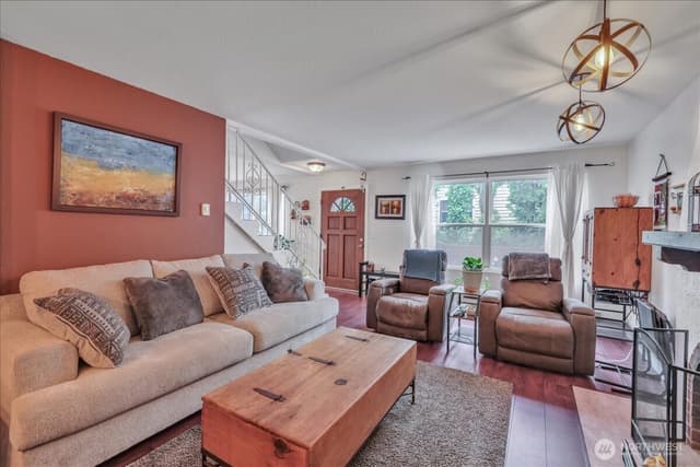 Property photo for 411 N Yakima Avenue, Tacoma photo 5