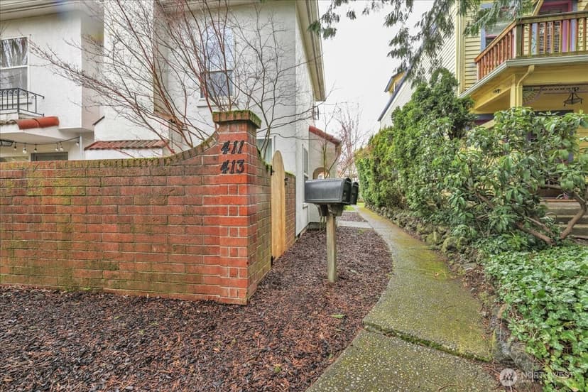 Property photo for 411 N Yakima Avenue, Tacoma photo 17
