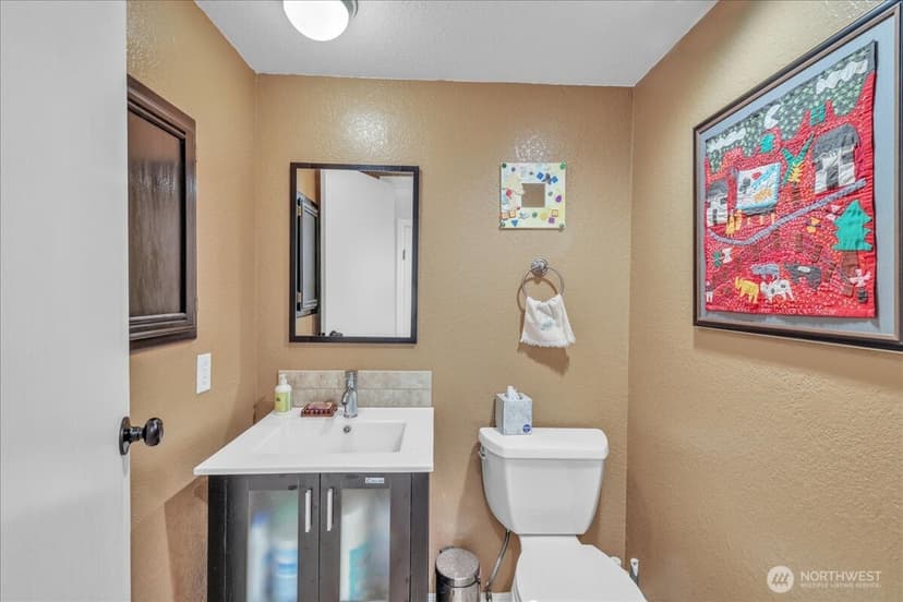 Property photo for 411 N Yakima Avenue, Tacoma photo 12