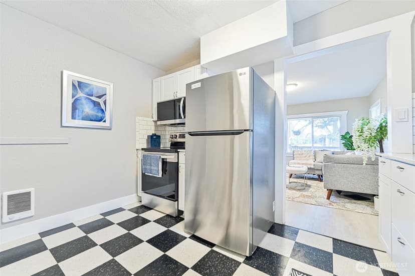 Property photo for 420 E 46th Street, Tacoma photo 14