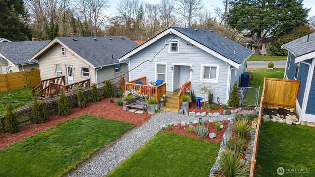 Property photo for 420 E 46th Street, Tacoma photo 3
