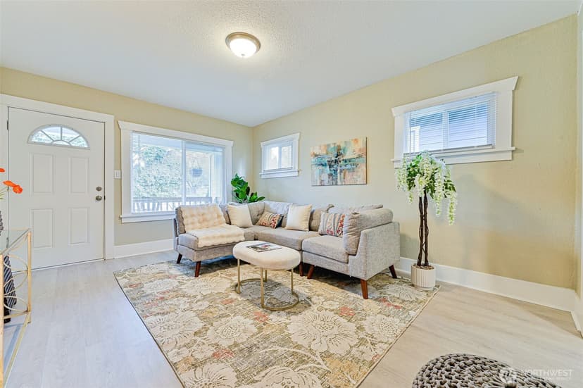 Property photo for 420 E 46th Street, Tacoma photo 9