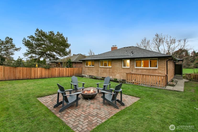 Property photo for 2830 32nd Avenue W, Seattle photo 23
