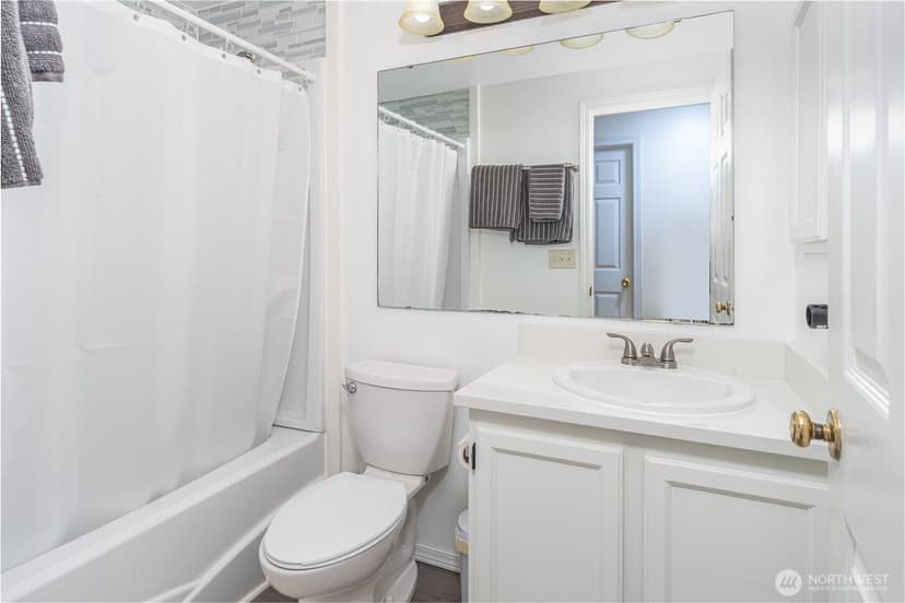 Property photo for 7601 Concord Lane NE #E101, Bremerton photo 15