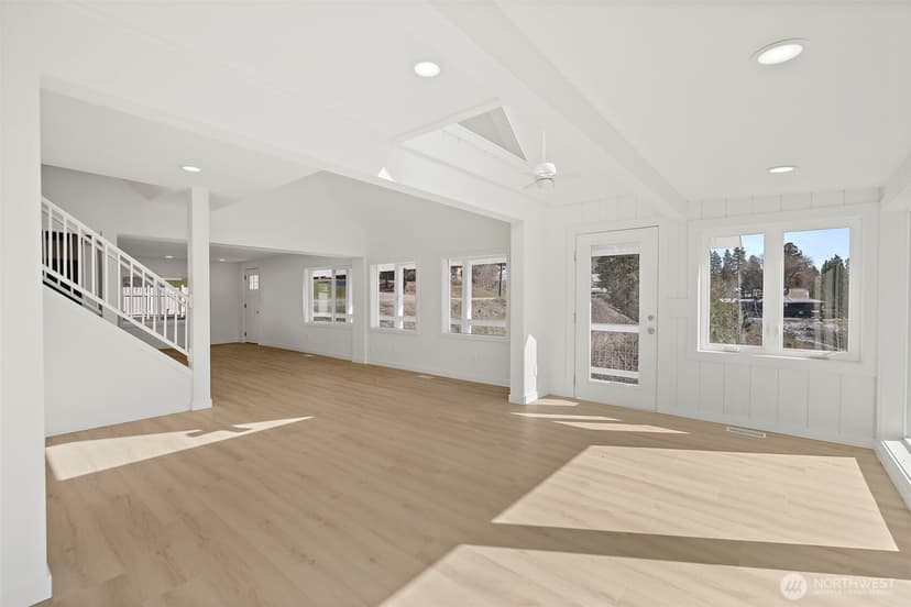 Property photo for 205 W 5th Street, Cle Elum photo 6
