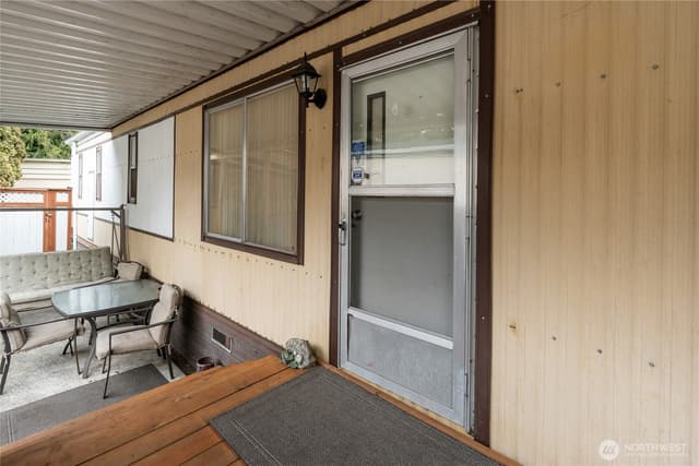 Property photo for 507 131st Street E #A, Tacoma photo 2