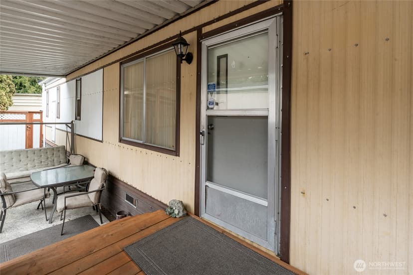 Property photo for 507 131st Street E #A, Tacoma photo 2