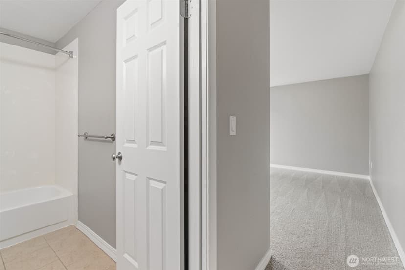 Property photo for 20318 Bothell Everett Highway #A204, Bothell photo 19
