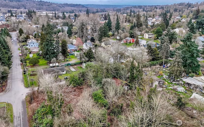 Property photo for 12613 35th Avenue S, Tukwila photo 23