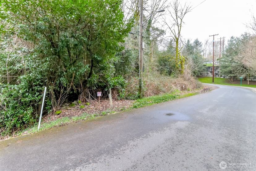 Property photo for 12613 35th Avenue S, Tukwila photo 13