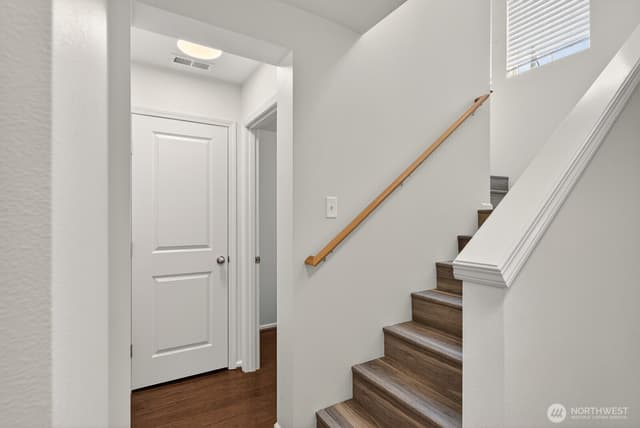 Property photo for 13912 31st Dr SE, Mill Creek photo 5