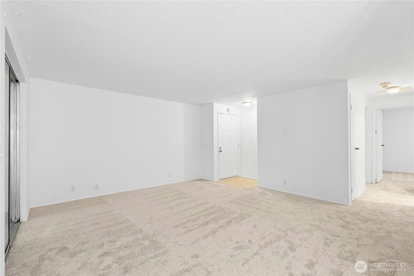 Property photo for 6103 204th Street SW #B2, Lynnwood photo 14