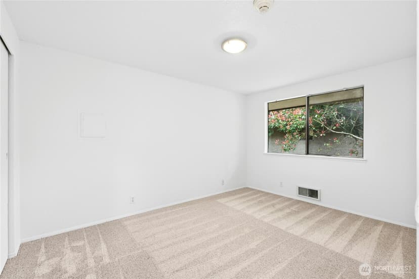 Property photo for 6103 204th Street SW #B2, Lynnwood photo 19