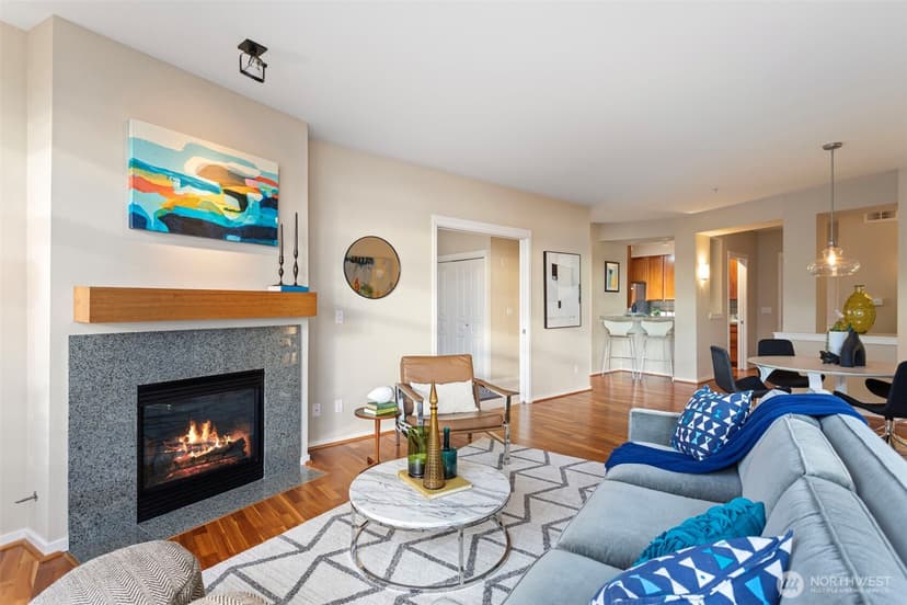 Property photo for 1900 Alaskan Way #514, Seattle photo 11