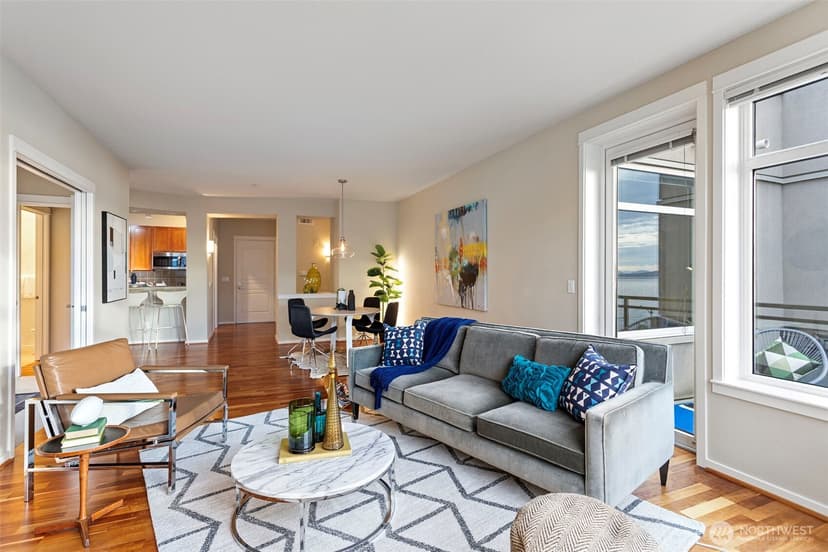 Property photo for 1900 Alaskan Way #514, Seattle photo 10
