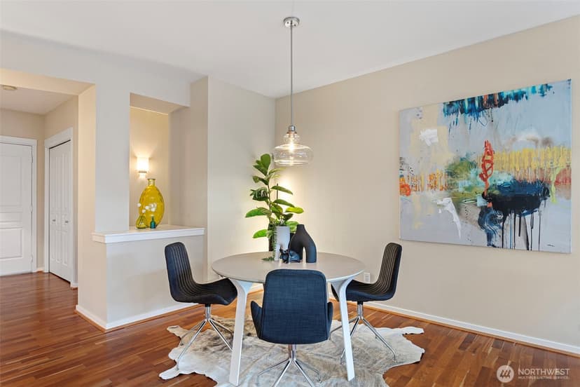 Property photo for 1900 Alaskan Way #514, Seattle photo 13